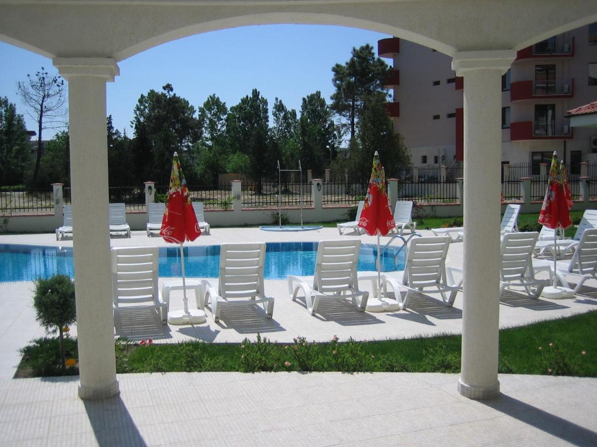 סאני ביץ' Chateau Del Mar Holiday Apartments מראה חיצוני תמונה