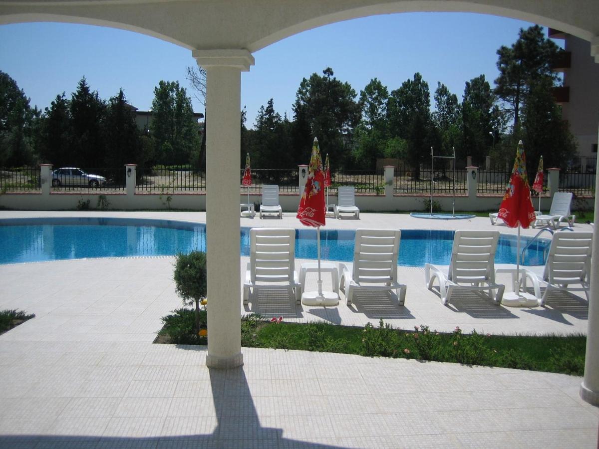 סאני ביץ' Chateau Del Mar Holiday Apartments מראה חיצוני תמונה