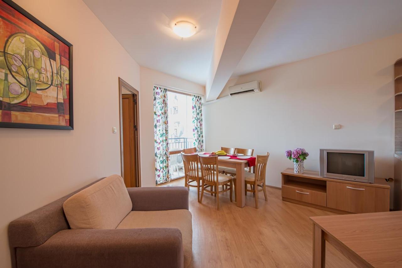סאני ביץ' Chateau Del Mar Holiday Apartments מראה חיצוני תמונה