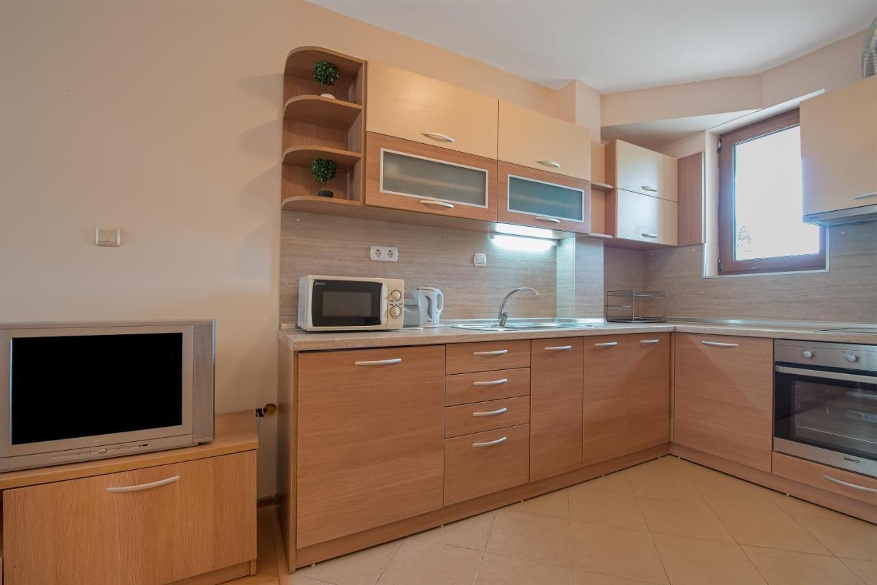 סאני ביץ' Chateau Del Mar Holiday Apartments מראה חיצוני תמונה