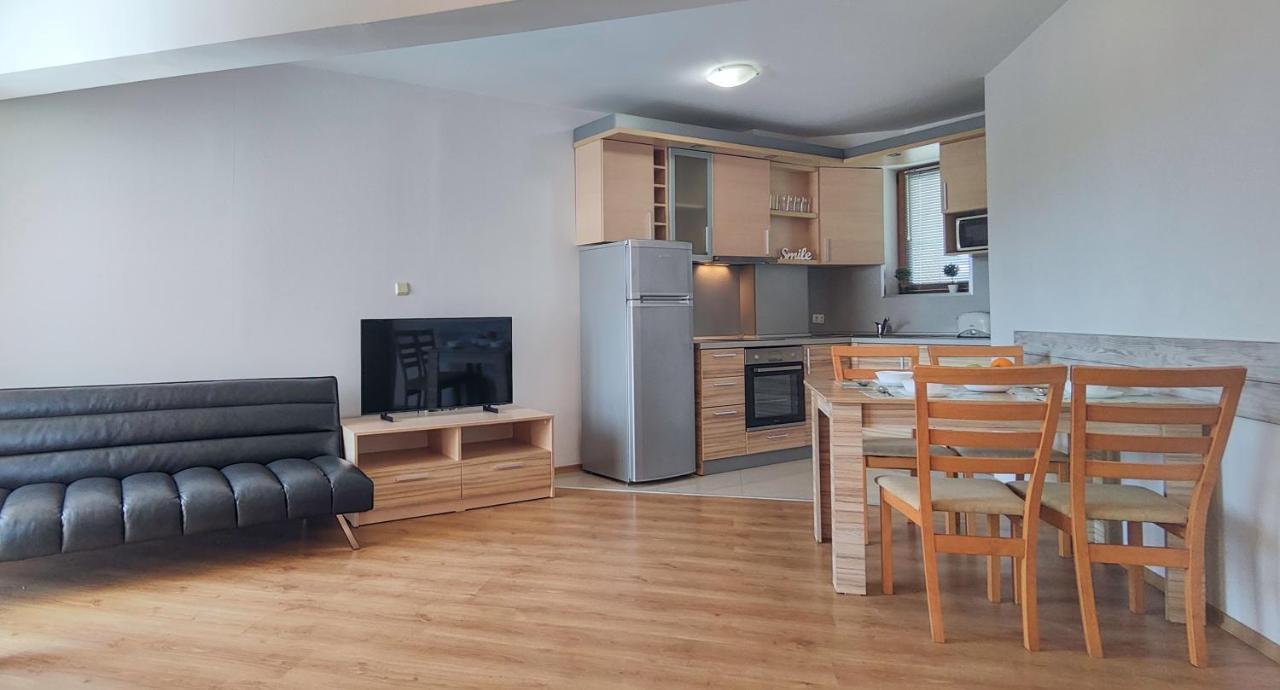 סאני ביץ' Chateau Del Mar Holiday Apartments מראה חיצוני תמונה