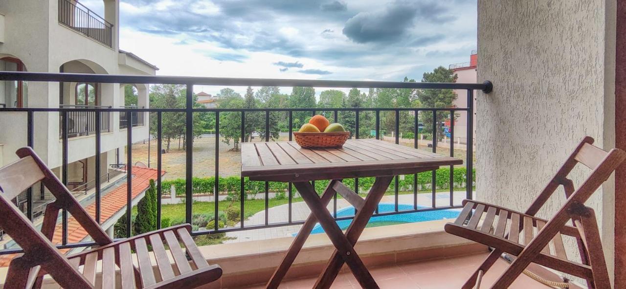 סאני ביץ' Chateau Del Mar Holiday Apartments מראה חיצוני תמונה