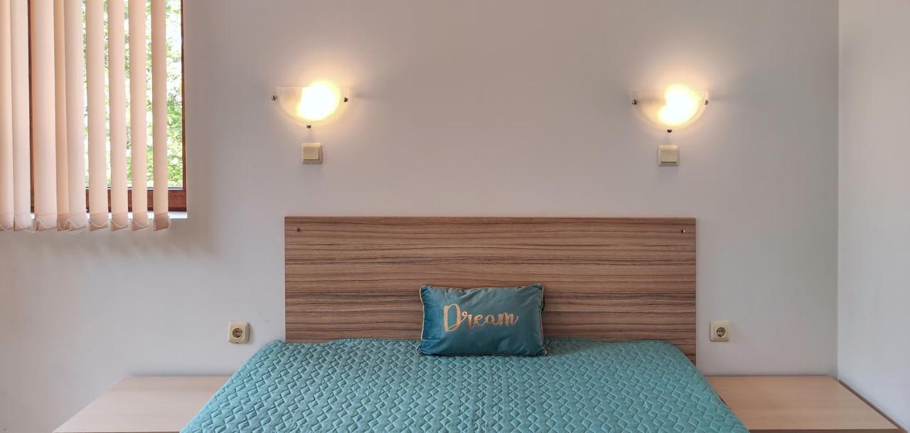 סאני ביץ' Chateau Del Mar Holiday Apartments מראה חיצוני תמונה