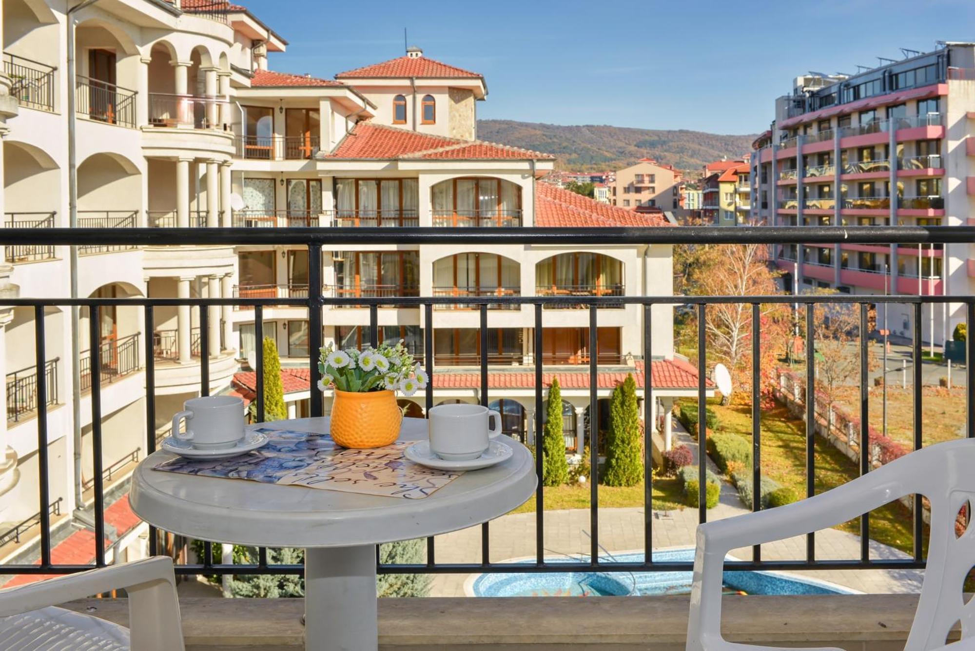 סאני ביץ' Chateau Del Mar Holiday Apartments מראה חיצוני תמונה