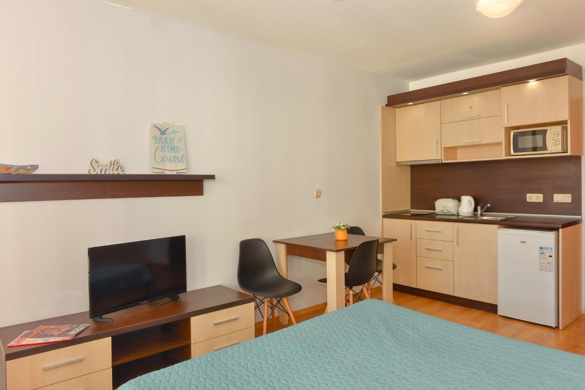 סאני ביץ' Chateau Del Mar Holiday Apartments מראה חיצוני תמונה