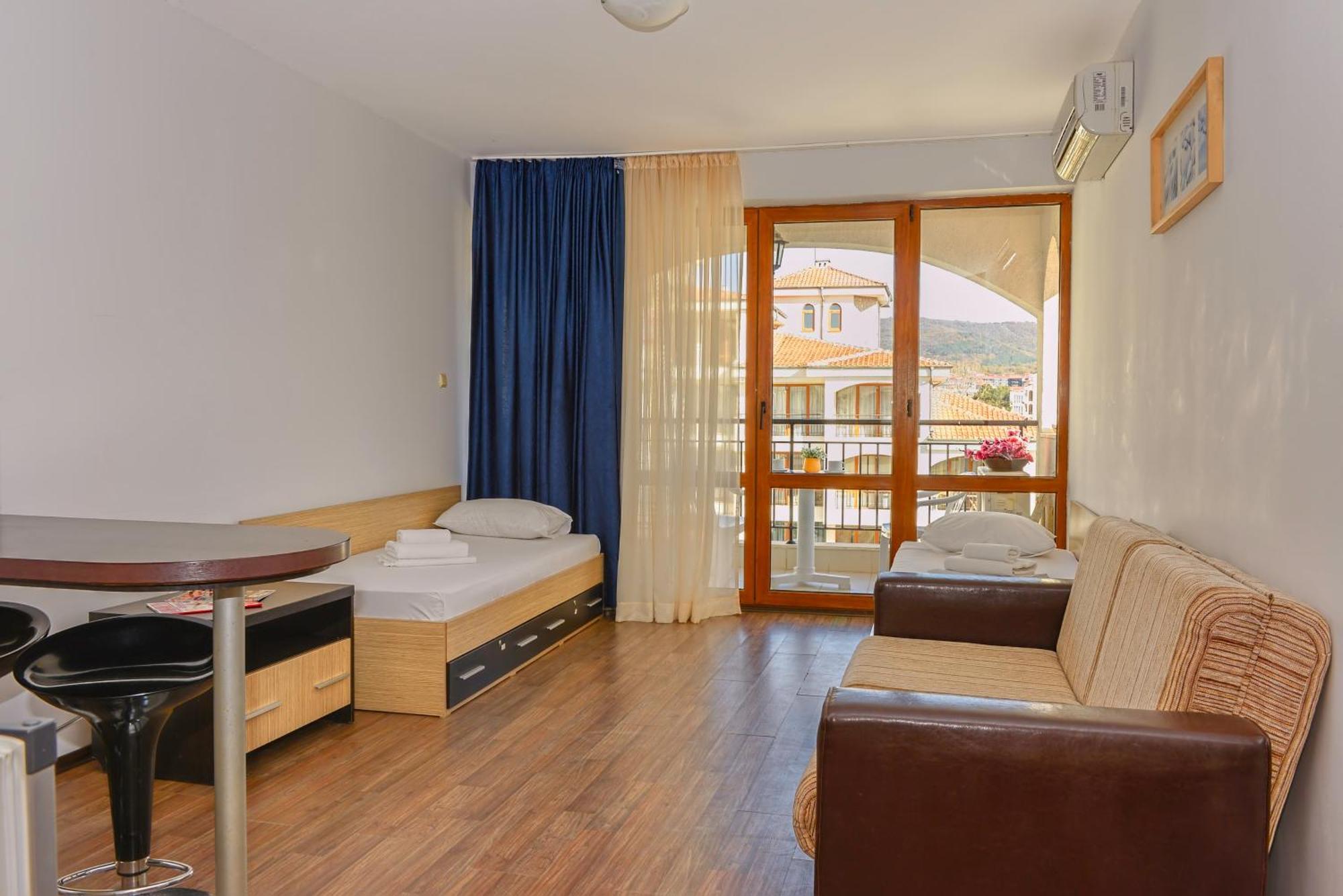 סאני ביץ' Chateau Del Mar Holiday Apartments מראה חיצוני תמונה